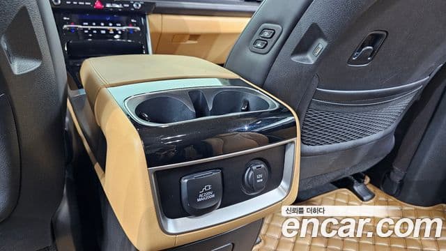 Kia Carnival 2022 — Şəkil 14/20