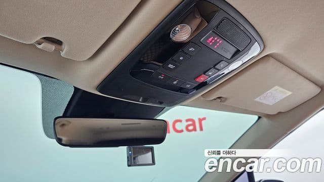 Kia Carnival 2022 — Şəkil 19/20