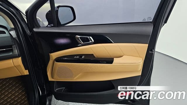 Kia Carnival 2022 — Photo 18/30
