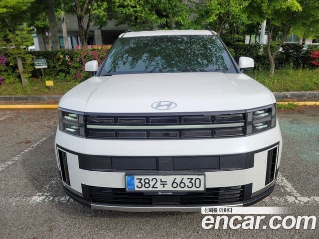 Hyundai Santa Fe 2024 — ფოტო 15/20