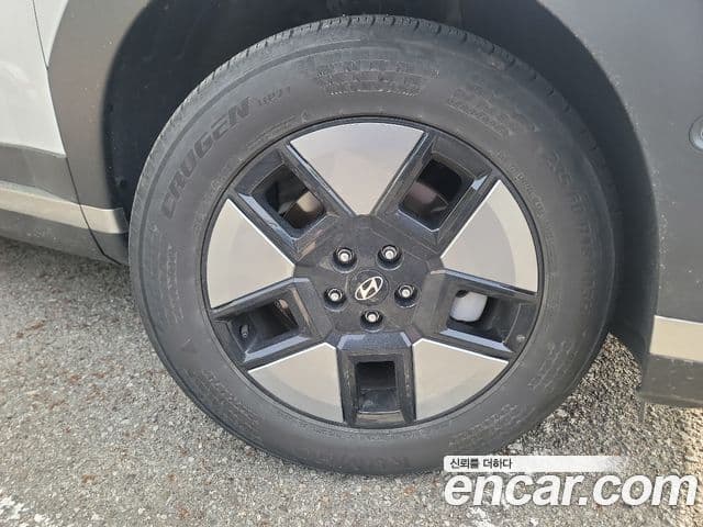 Hyundai Santa Fe 2024 — ფოტო 16/20
