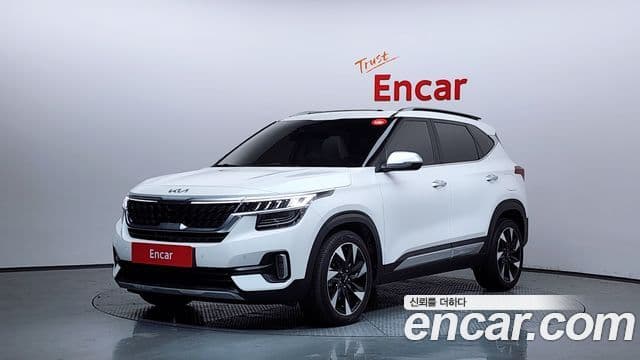 Kia Seltos 2022 — ფოტო 11/34