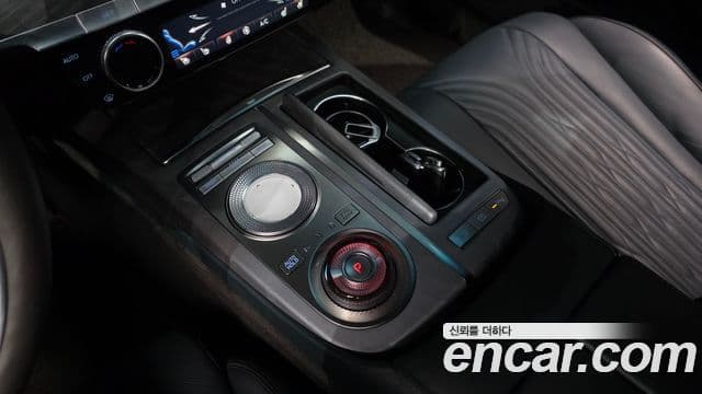 Genesis G80 2022 — Şəkil 29/38