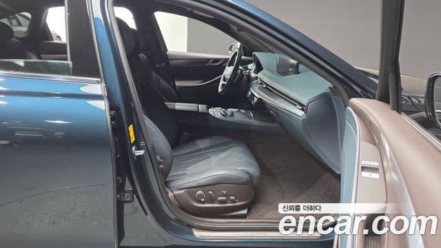 Genesis G80 2022 — Şəkil 11/38