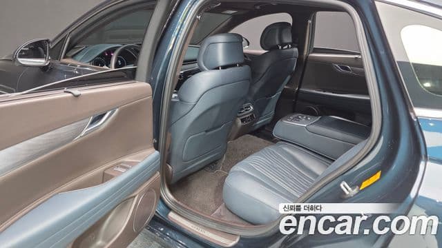 Genesis G80 2022 — Şəkil 26/38