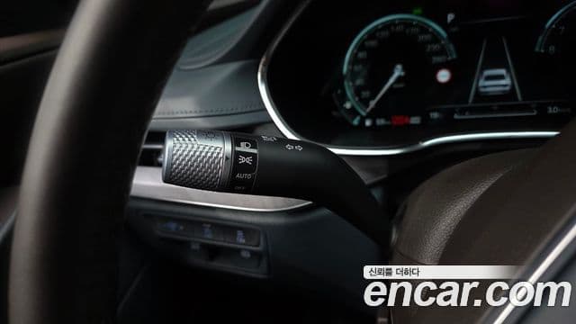 Genesis G80 2022 — Şəkil 27/38