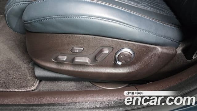 Genesis G80 2022 — Şəkil 32/38