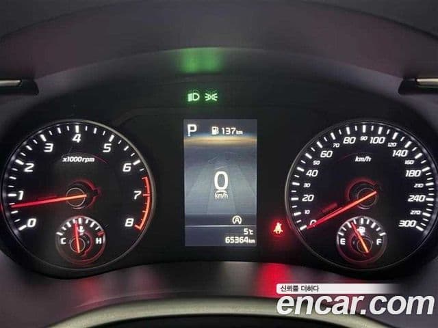 Kia Stinger 2020 — ფოტო 4/20