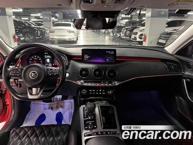 Kia Stinger 2020 — ფოტო 5/20