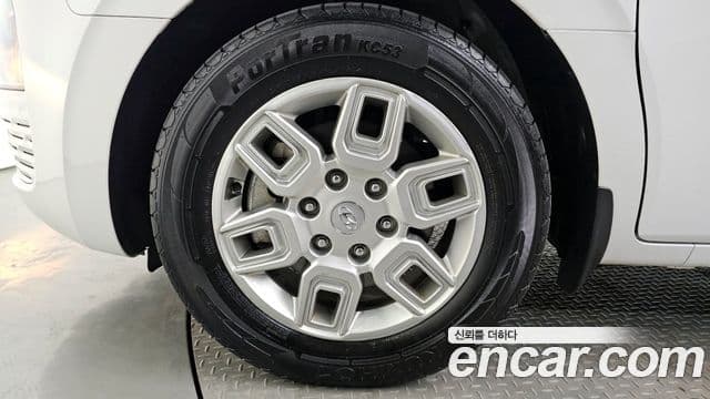 Hyundai Staria 2022 — Şəkil 5/20