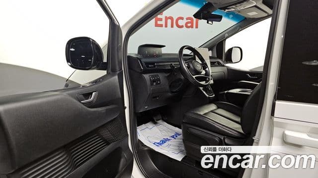 Hyundai Staria 2022 — Şəkil 10/20
