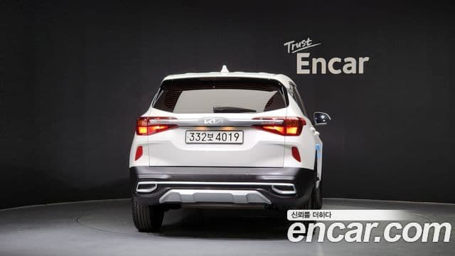 Kia Seltos 2022 — Şəkil 4/20
