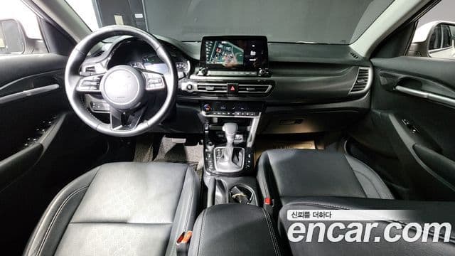 Kia Seltos 2022 — Şəkil 7/20