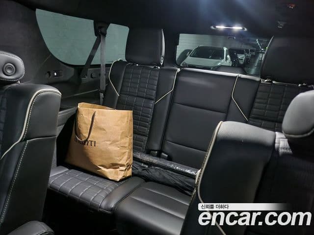 Cadillac Escalade 2021 — фото 8 из 20