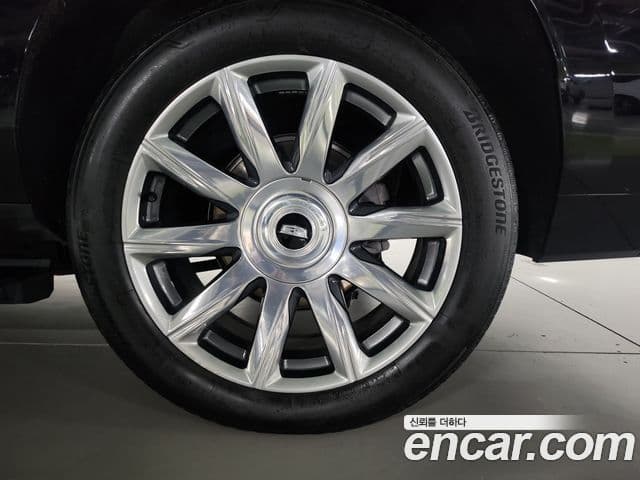 Cadillac Escalade 2021 — фото 11 из 20