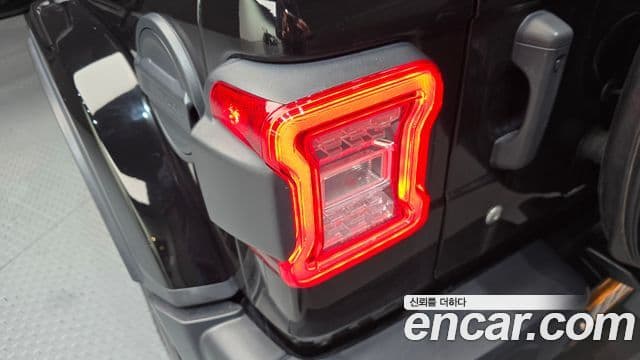 Jeep Wrangler 2019 — Photo 7/30