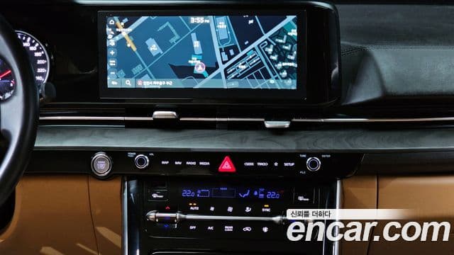 Kia Carnival 2023 — фото 15 из 20