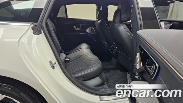 Mercedes-Benz EQS 2022 — Photo 10/31