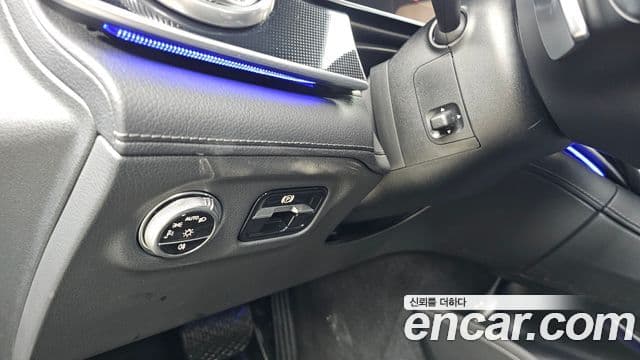 Mercedes-Benz EQS 2022 — Photo 28/31