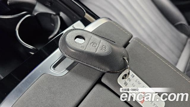 Mercedes-Benz EQS 2022 — Photo 2/31