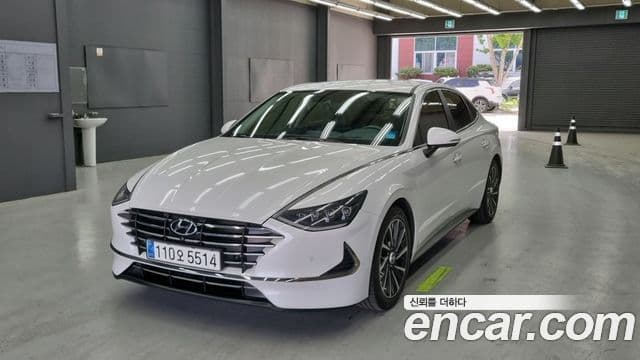 Hyundai Sonata Hybrid 2021 — Photo 4/18