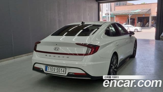 Hyundai Sonata Hybrid 2021 — Photo 10/18