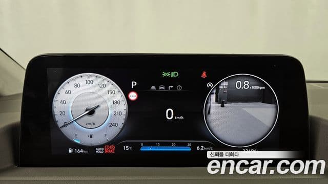 Hyundai Staria 2024 — Фото 8/20