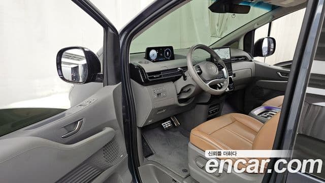 Hyundai Staria 2024 — Фото 10/20