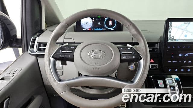 Hyundai Staria 2024 — Фото 13/20