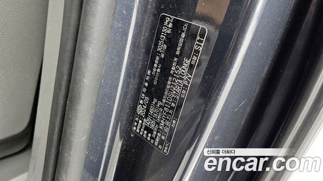 Hyundai Staria 2024 — Photo 29/32
