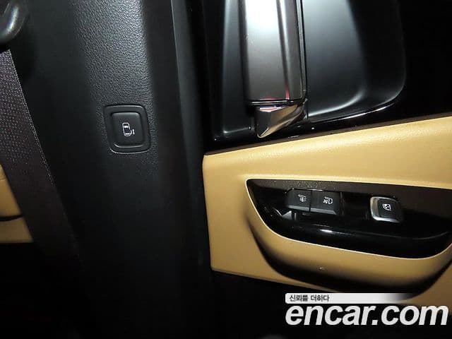 Kia Carnival 2021 — Фото 14/20