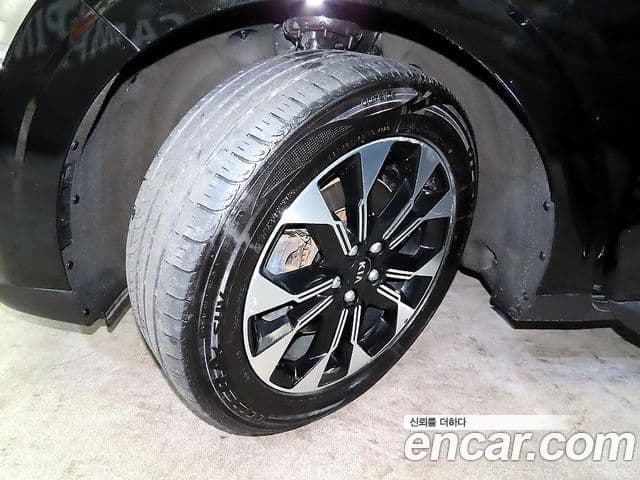 Kia Carnival 2021 — Фото 19/20