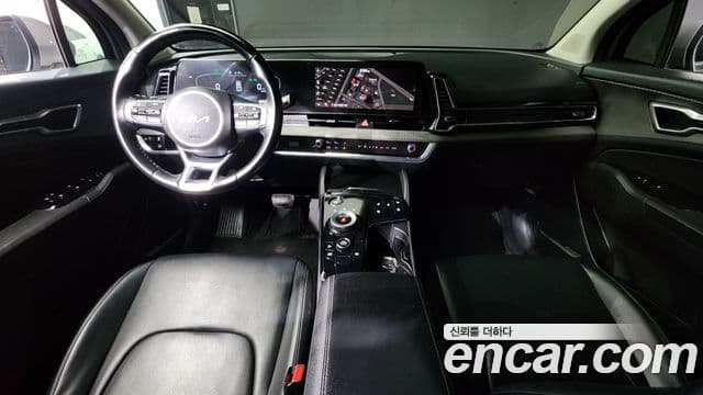 Kia Sportage 2022 — ფოტო 7/20