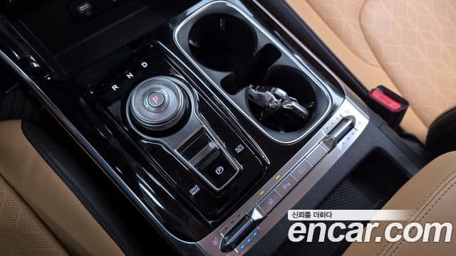 Kia Carnival 2021 — Şəkil 9/20