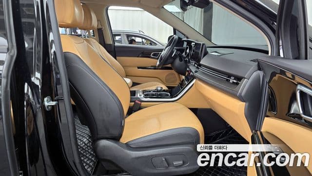 Kia Carnival 2021 — Şəkil 11/20