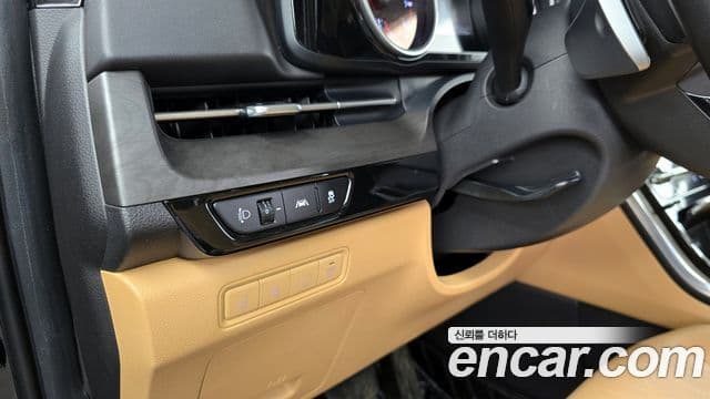 Kia Carnival 2021 — Şəkil 18/20