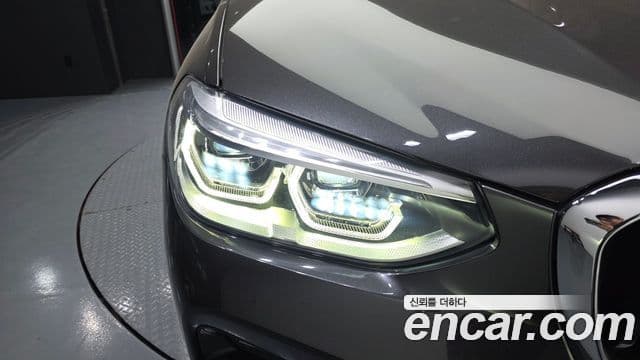 BMW X3 2020 — Photo 28/34