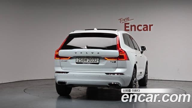 Volvo XC60 2019 — Şəkil 4/20