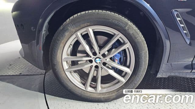 BMW X4 2021 — ფოტო 5/20
