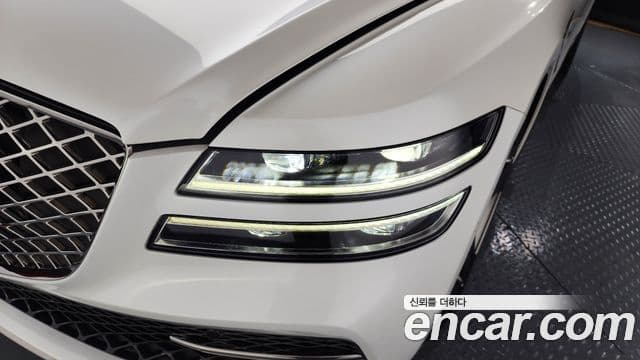 Genesis G80 2021 — ფოტო 27/39