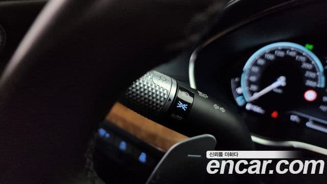 Genesis G80 2021 — ფოტო 34/39