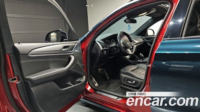 BMW X4 2019 — Фото 10/20