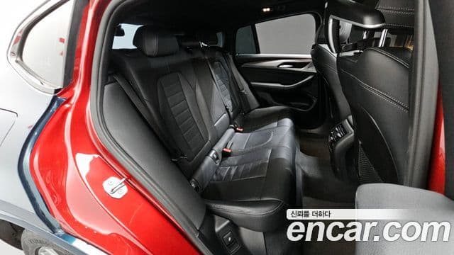 BMW X4 2019 — Фото 11/20