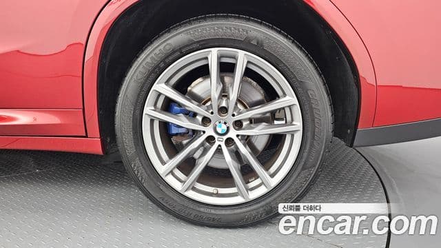 BMW X4 2019 — Photo 3/30