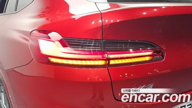 BMW X4 2019 — Photo 30/30