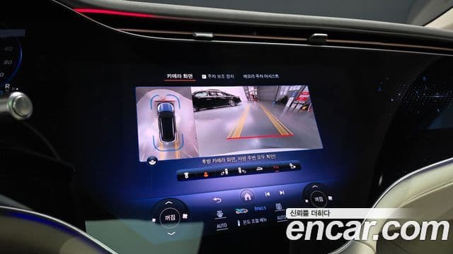Mercedes-Benz EQS SUV 2023 — ფოტო 11/36