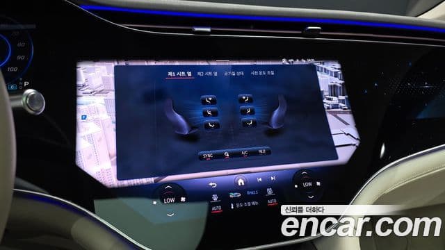 Mercedes-Benz EQS SUV 2023 — ფოტო 16/36