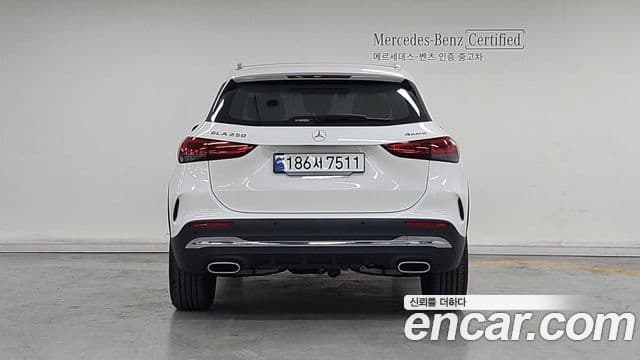 Mercedes-Benz GLA-Class 2023 — фото 3 из 20