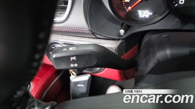 Porsche 718 Cayman 2019 — ფოტო 20/34