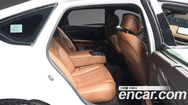 Genesis Electrified G80 2020 — Şəkil 12/20